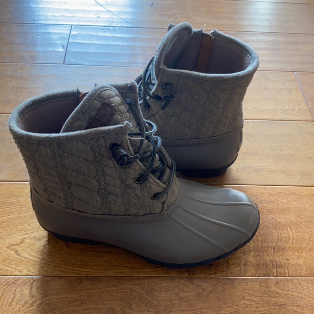 Sperry boots